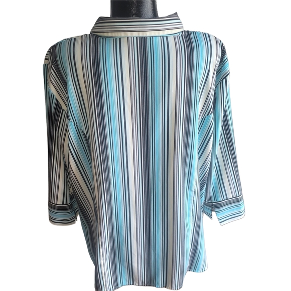 Penningtons Striped Blue and White Button Front Top 24 - Picture 6 of 7